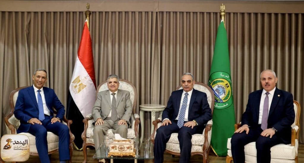 محافظ الإسماعيلية يستقبل رئيسي هيئة قناة السويس وجامعة القناة