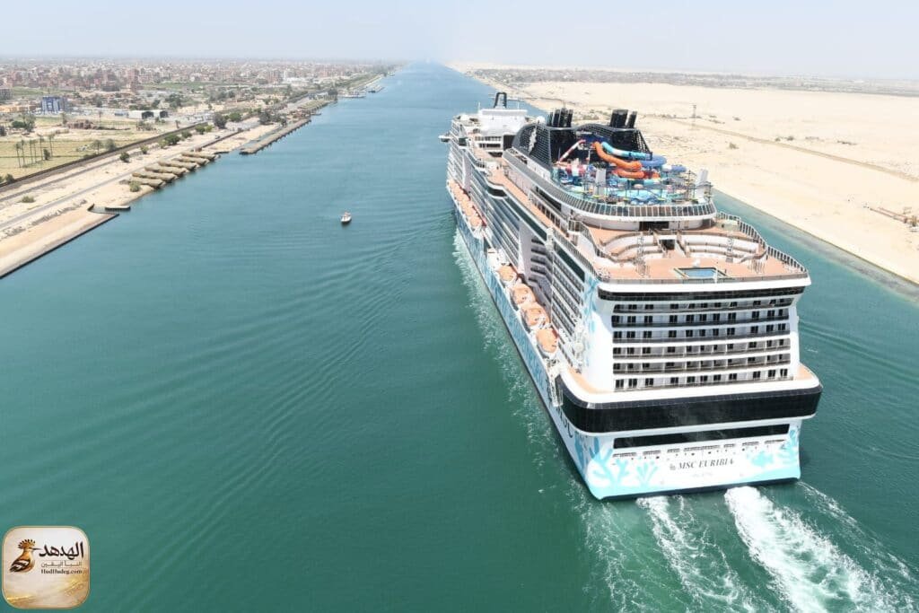أكبر سفن الرحلات البحرية في العالم تختار العبور من قناة السويس