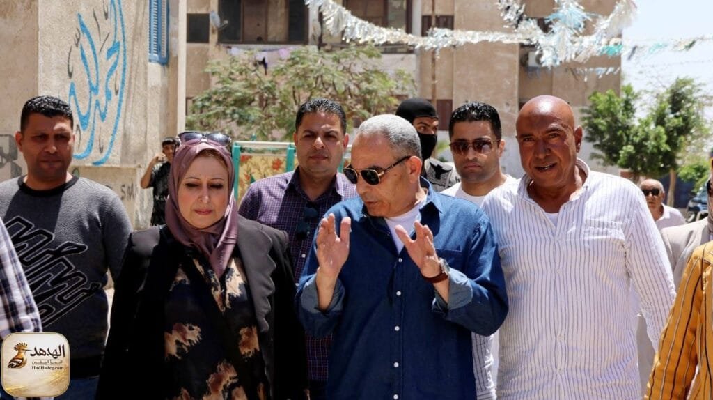 محافظ الإسماعيلية يفتح ملف "عمارات الكوكاكولا" ويضع خارطة طريق للحل