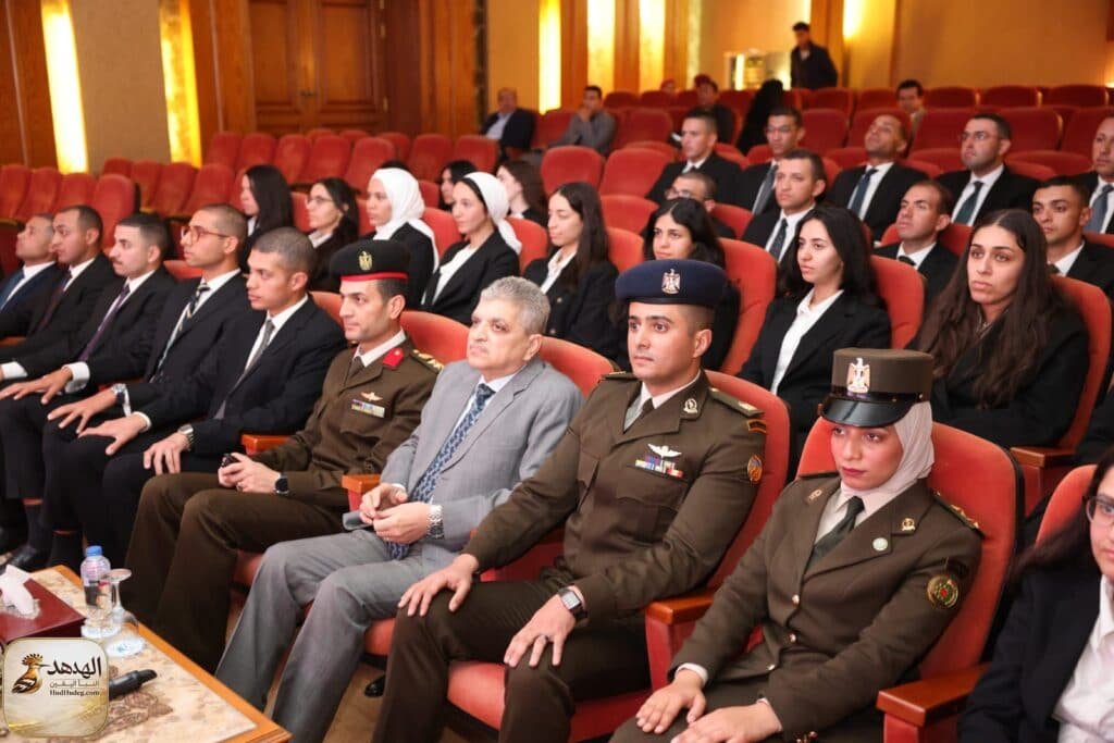 رئيس هيئة قناة السويس يستقبل وفد المُلحقين الدبلوماسيين بوزارة الخارجية لإطلاعهم علي الإنجازات التنموية