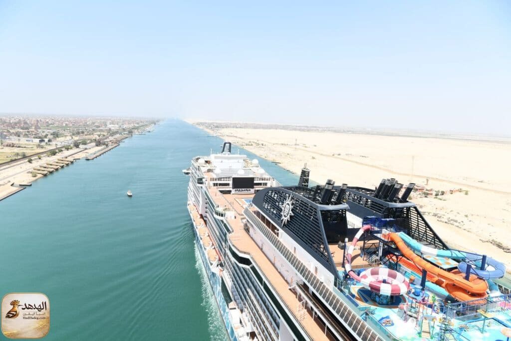 أكبر سفن الرحلات البحرية في العالم تختار العبور من قناة السويس
